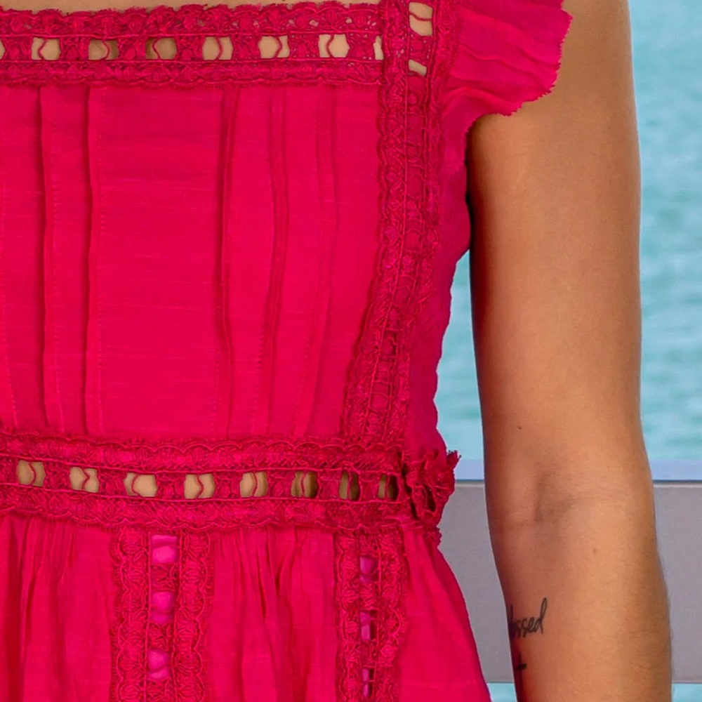 HOT PINK SHORT DRESS WITH LACE DETAIL - Picture 4 of 4